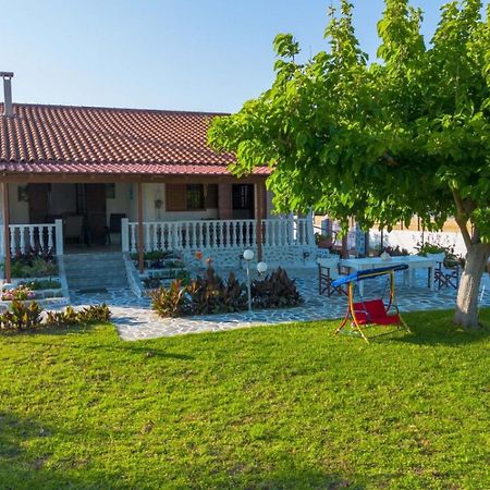 Villa Seaside Retreat For Families And Pets Messíni Esterno foto