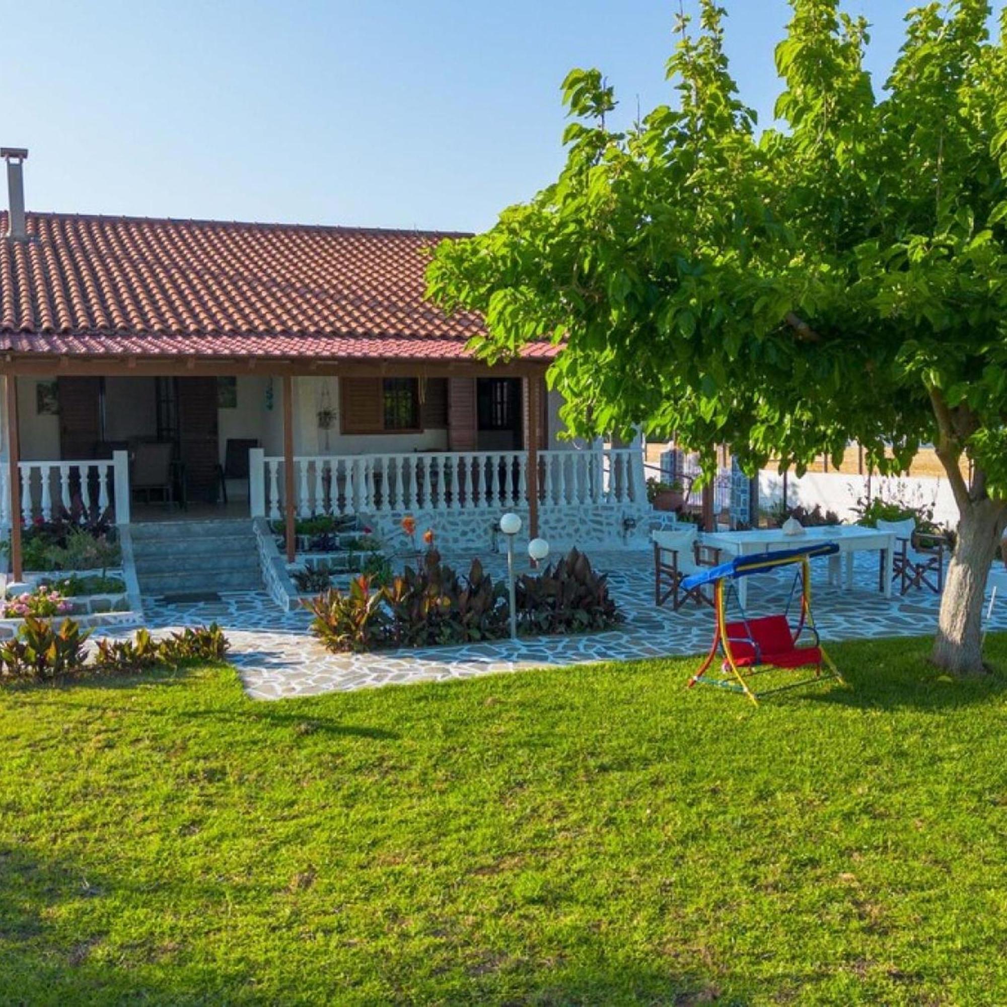Villa Seaside Retreat For Families And Pets Messíni Esterno foto